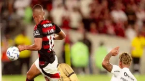 الدوري البرازيلي: فلامنجو يتوج بلقبه التاسع ويعزز فرصه كمنافس قوي لبيراميدز